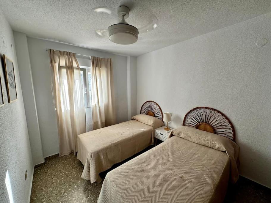 Relax En Playa De L'ahuir Gandia Apartment