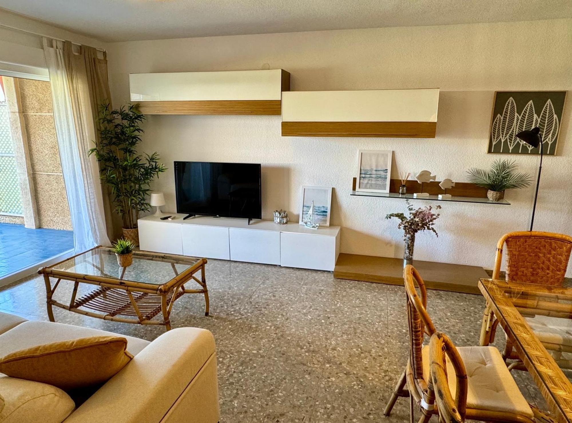 Relax En Playa De L'ahuir Gandia Apartment